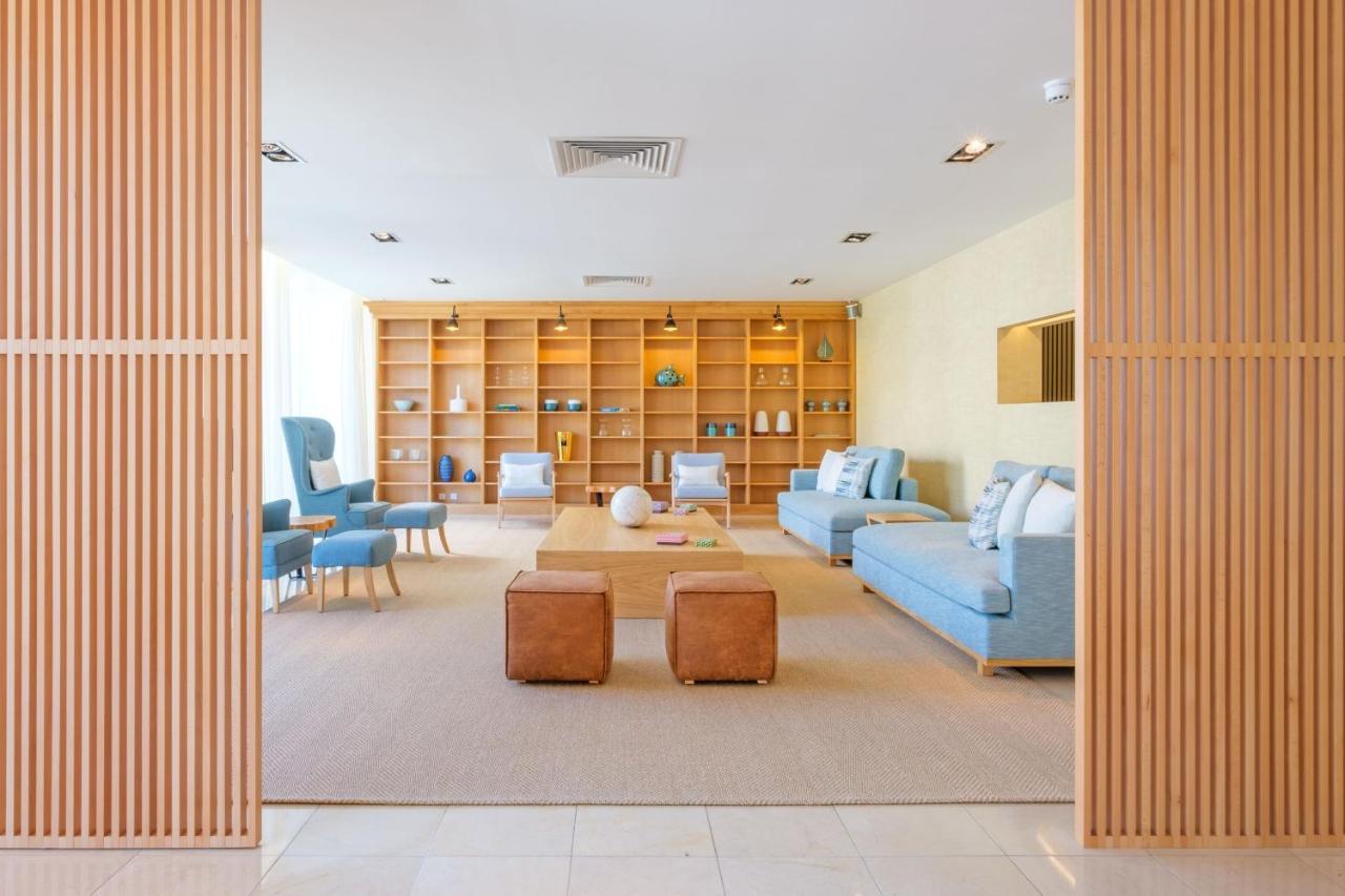 Malibu Foz Hotel - La Maison Younan Figueira da Foz Exterior foto The library at the International Centre for Leadership in Education
