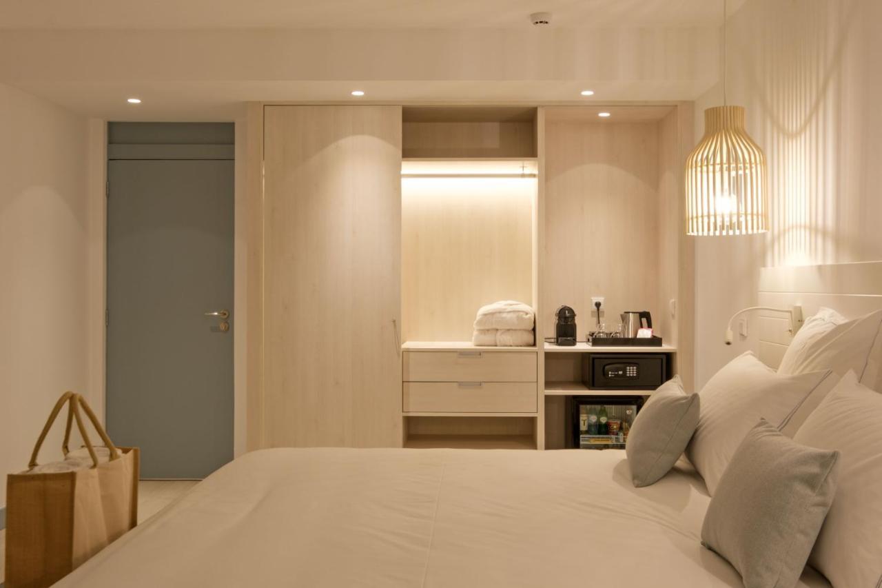 Malibu Foz Hotel - La Maison Younan Figueira da Foz Exterior foto A room at the hotel