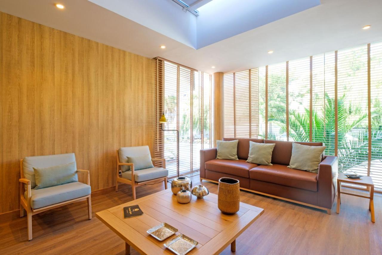Malibu Foz Hotel - La Maison Younan Figueira da Foz Exterior foto Interior of the house